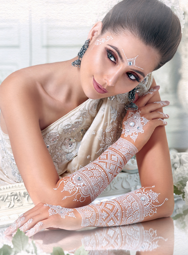 Mehndi Artist