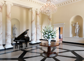 Venue, Surrey, Mansion