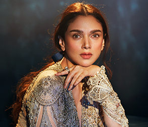 #newmagazine #aditiraohydari #weddingmagazine #weddingplanning