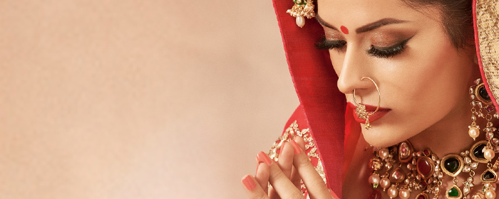 5 Best Blushes For That Rosy Glow, According To A Makeup Artist 