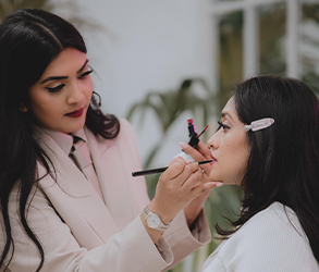 Bridal Beauty Masterclass, UK Makeup And Hair Expert, Glow Up Masterclass, Top Trending Makeup Artist