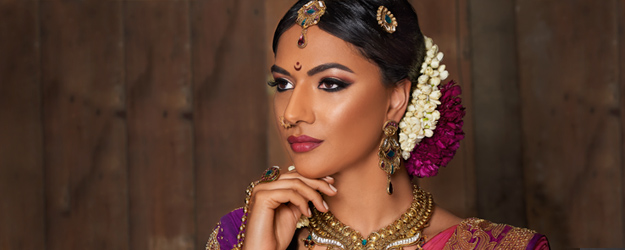 5 Bridal Hairstyles with Flowers